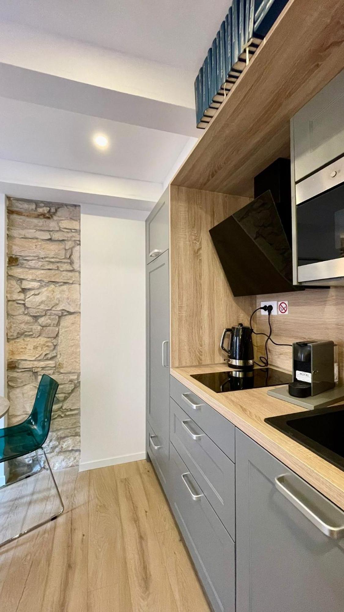 Pulabella Apartment